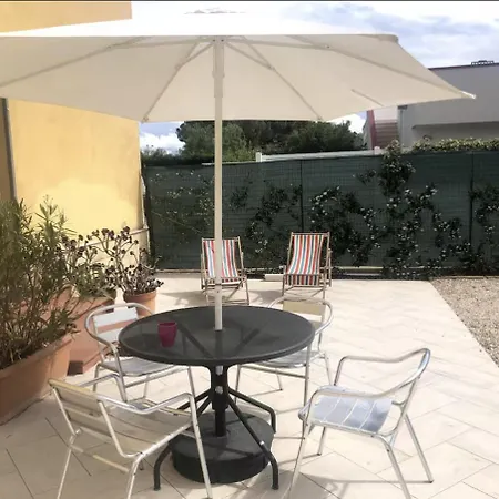 Apartament Est Est Est